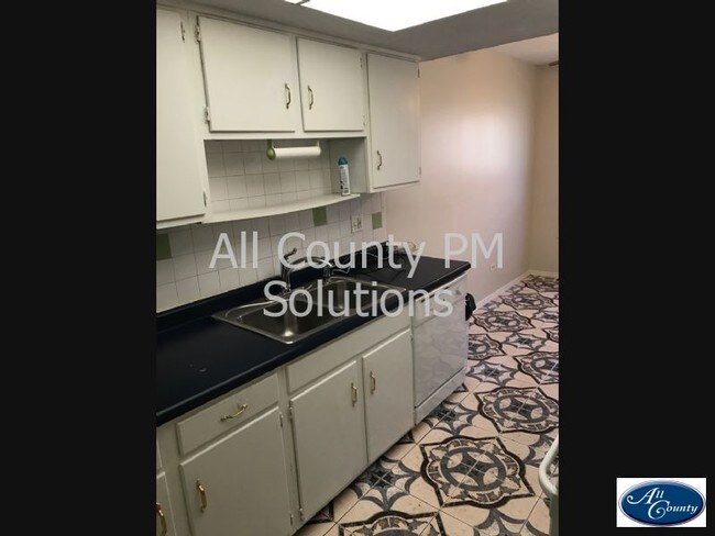Foto del edificio - 18W185 Kirkland Ln