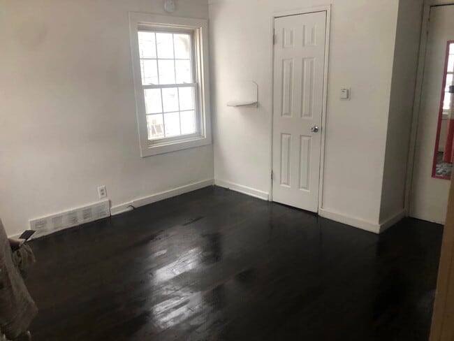 Building Photo - 1234 Egleston Ave