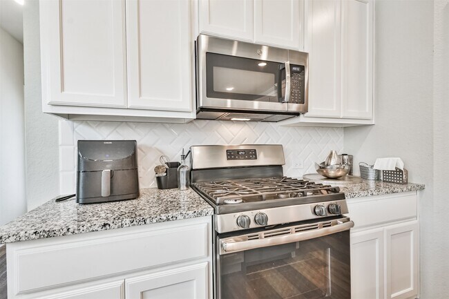 Foto del edificio - 15775 Cairnwell Bend Dr