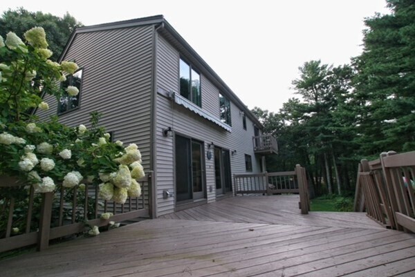 Building Photo - 47 Timberlane