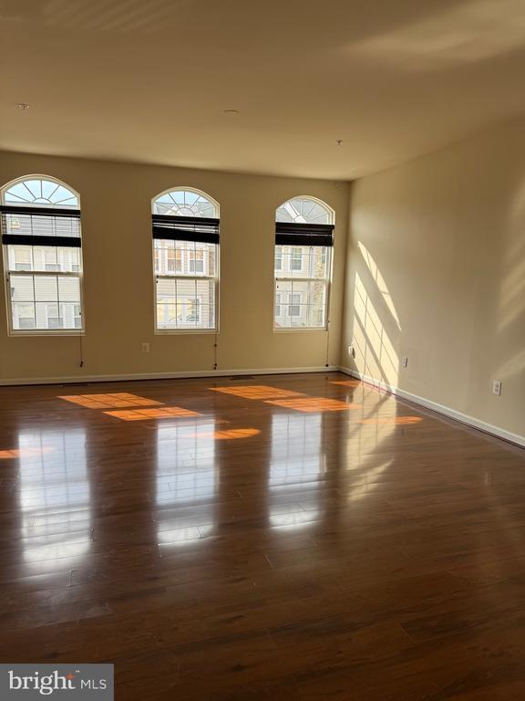 Foto del edificio - 3529 Fisher Hill Rd