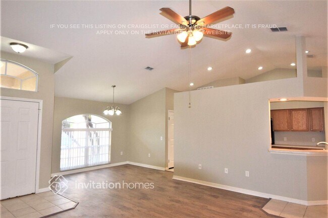 Foto del edificio - 2541 Pine Valley Dr