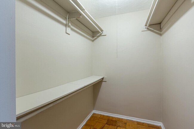 Building Photo - 1420 N St NW