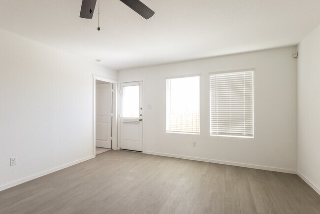 Building Photo - 1822 Musk Rose