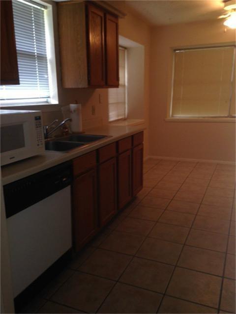 Foto del edificio - 9530 Landry Blvd