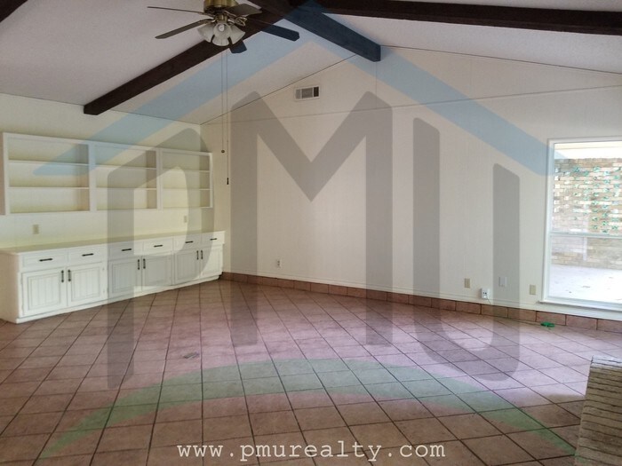 COMING SOON!!! SHORT TERM LEASE. House for Rent in Duncanville, TX