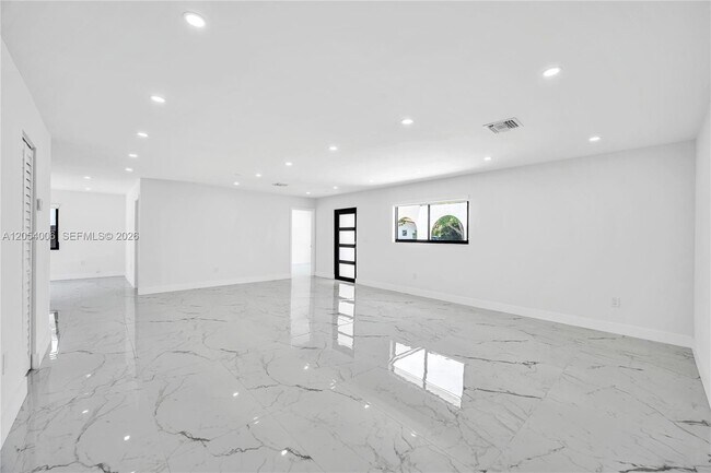 Foto del edificio - 9320 SW 167th St