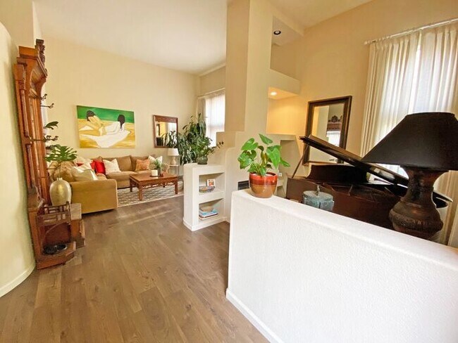 Foto del edificio - 478 Mill River Ln