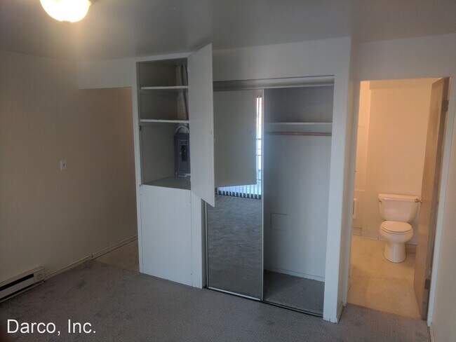 Building Photo - 3240 Fuhrman Ave E