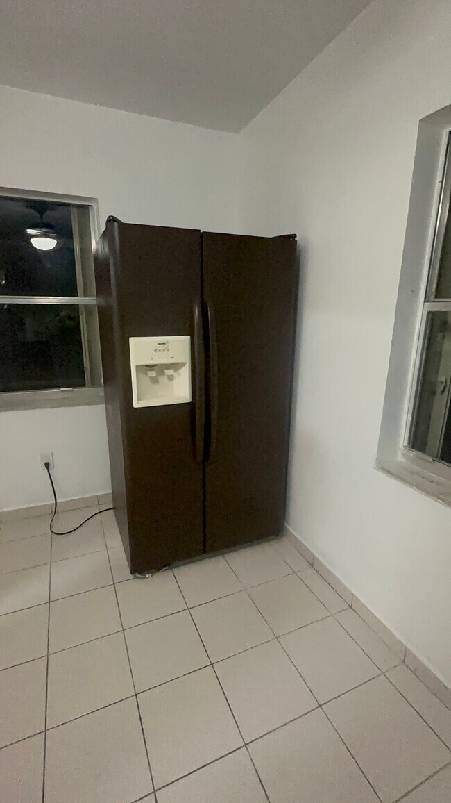 935 SW 11th Ave Unit 2nd floor, Miami, FL 33130 Apartments in Miami