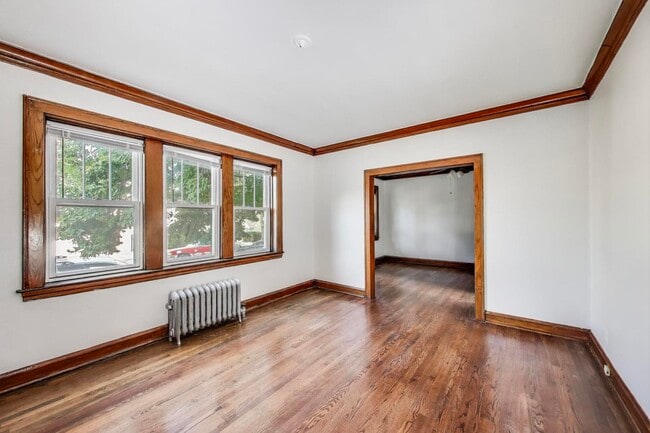 Foto del edificio - 3921 N Long Ave