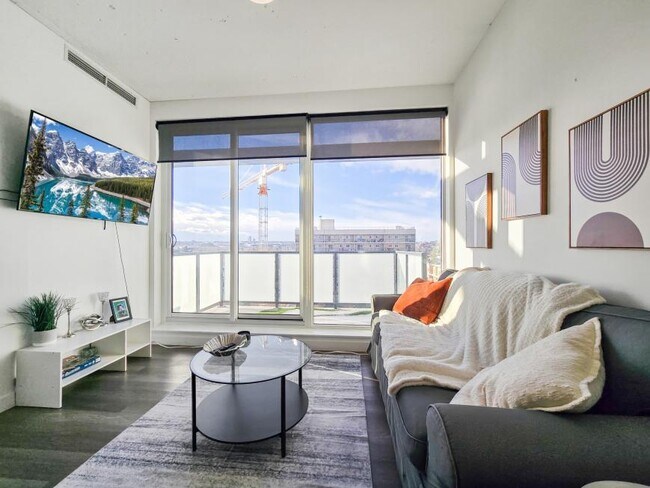 Building Photo - 1.0 bedroom in Calgary Alberta T2N 1T7