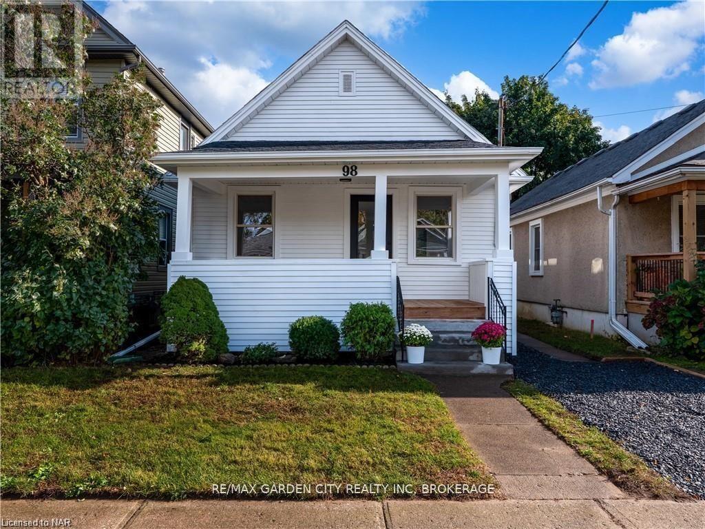 Primary Photo - 98 Pleasant Ave