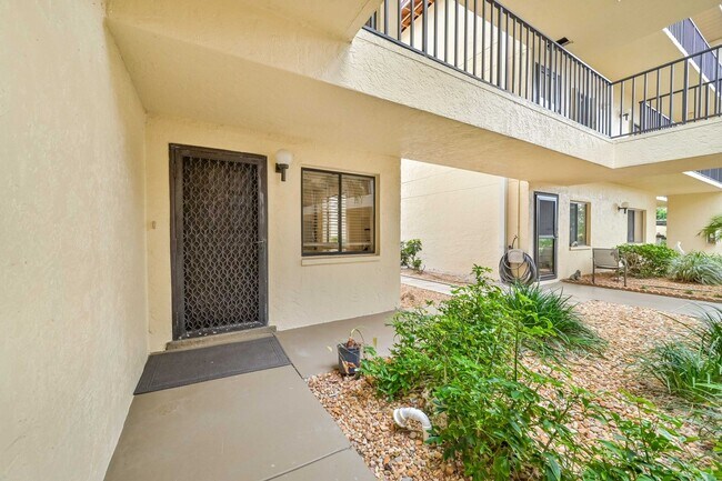 Foto del edificio - SHORT TERM - 2/2 Cinnamon Cove Furnished C...