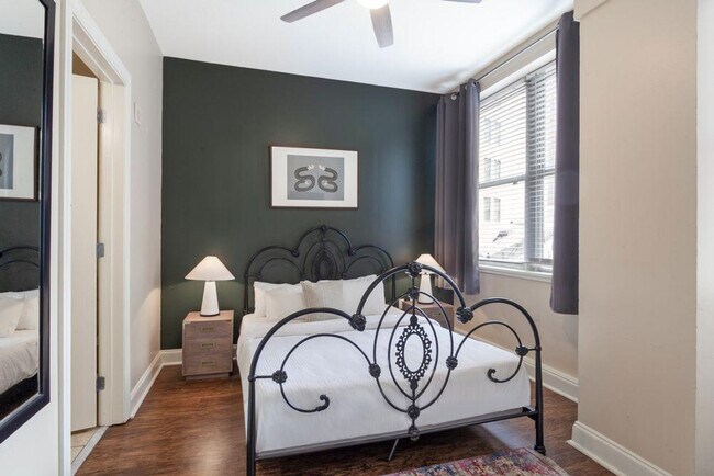 Foto del edificio - 925 Common St