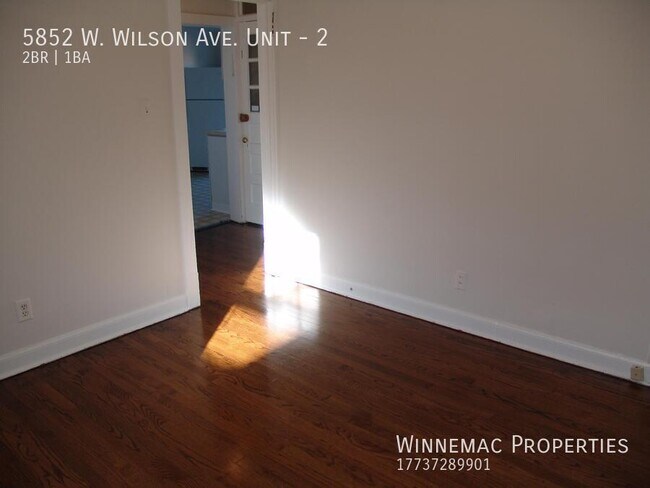 Foto del edificio - 5852 W Wilson Ave