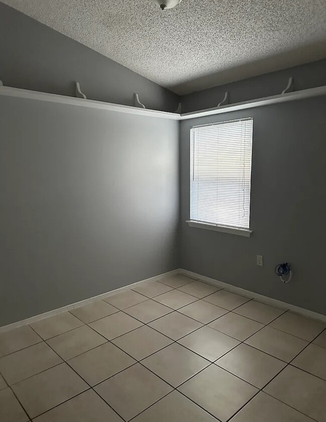Foto del edificio - 30030 Cove Ct E