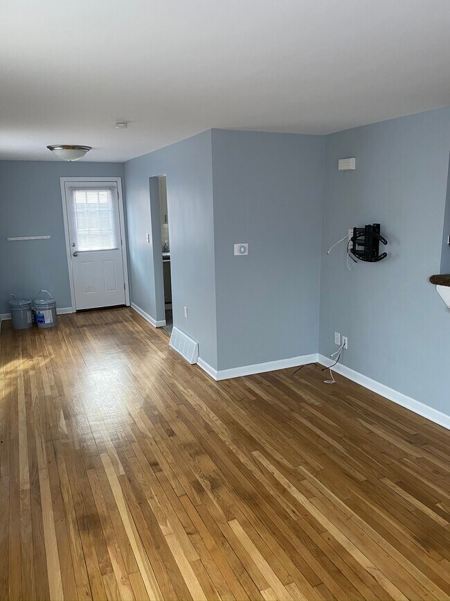 Building Photo - 2851 Bellwood Ave