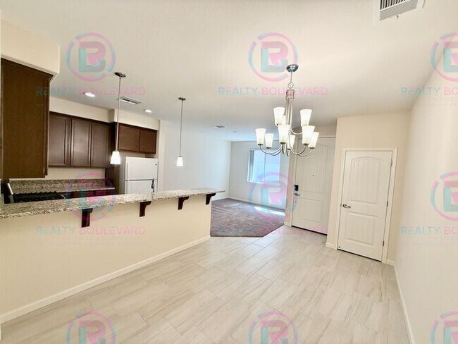 Foto del edificio - 1/2 Month Free !Modern Comfort and Conveni...