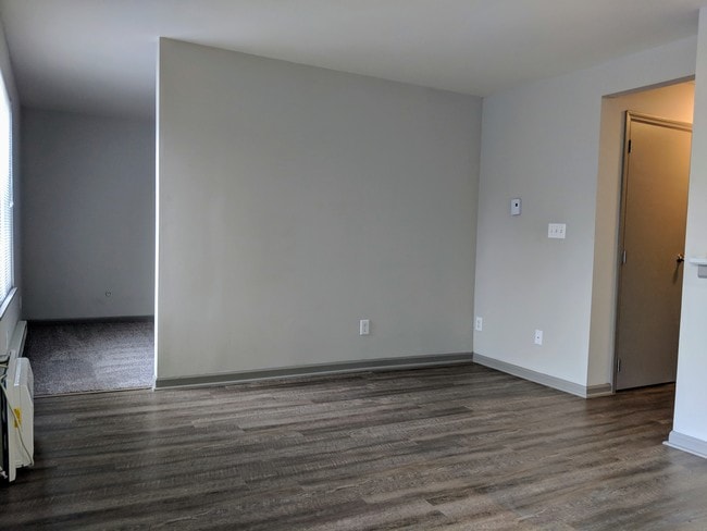 Building Photo - Prime W Apartments
