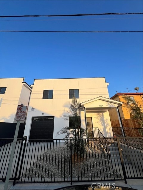 Building Photo - 4264 Capistrano Way