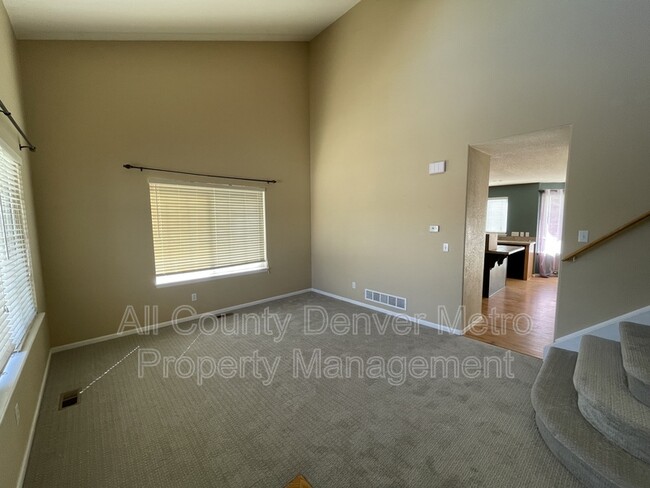 Foto del edificio - 10553 Garfield St