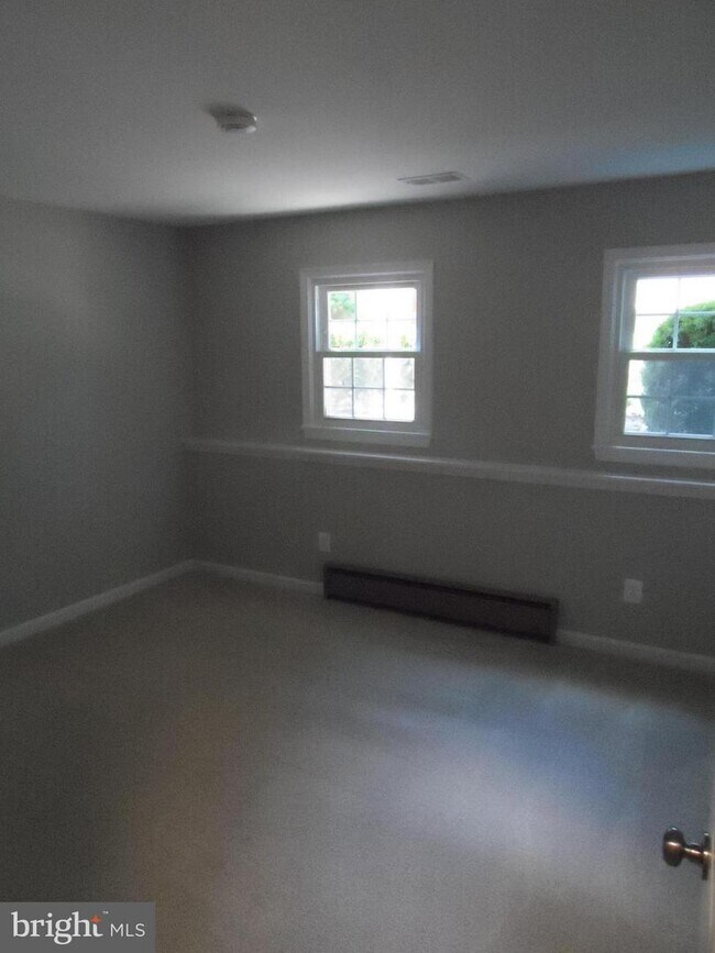 Building Photo - 6811 Wild Rose Ct
