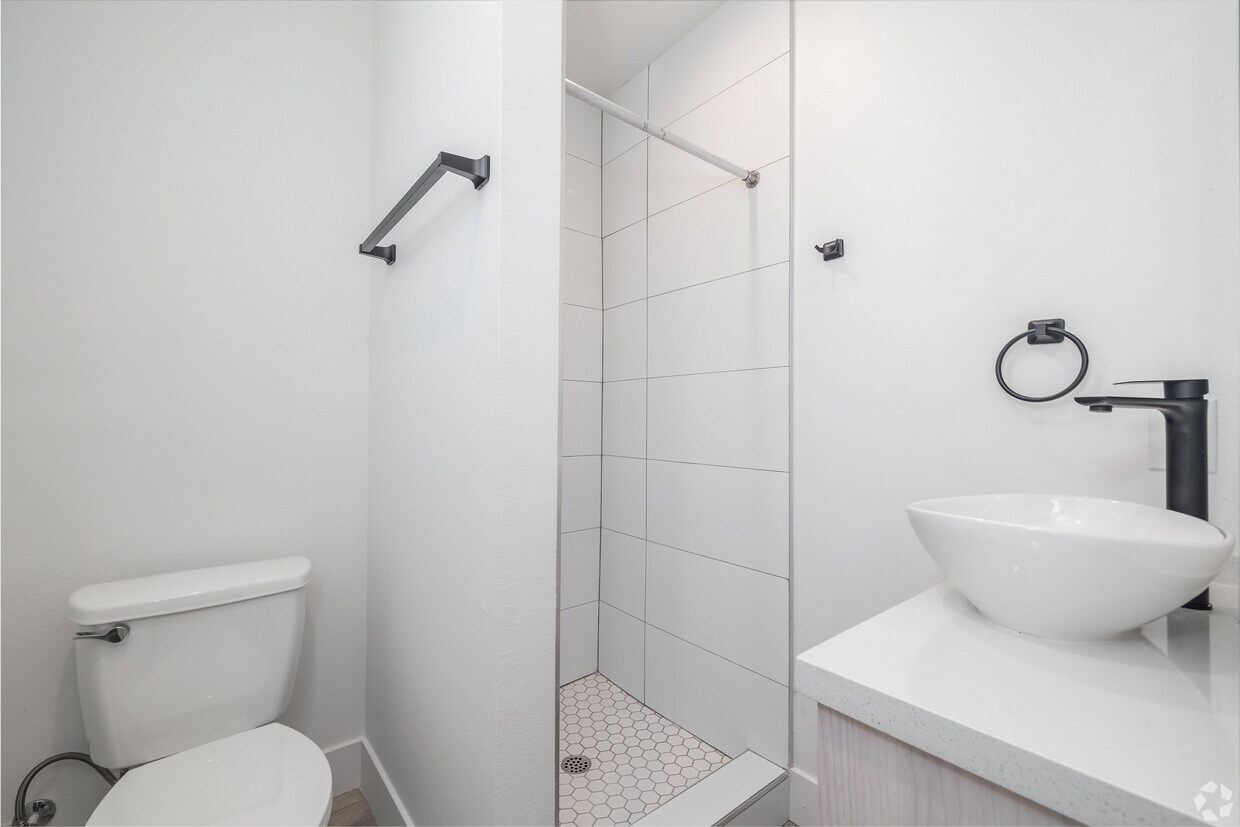 Foto del edificio - 1334 W 37th Pl