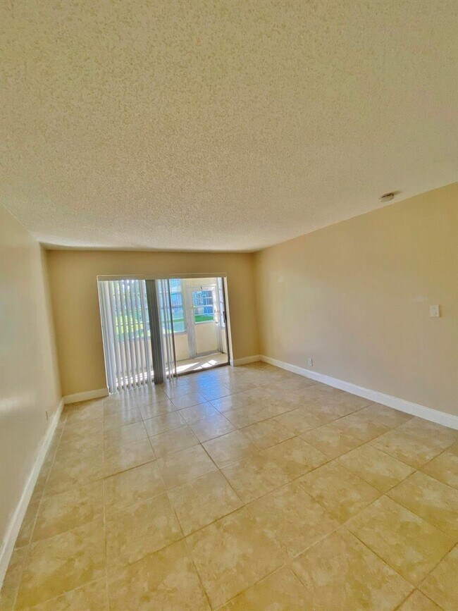 Foto del edificio - 5170 SW 40th Ave