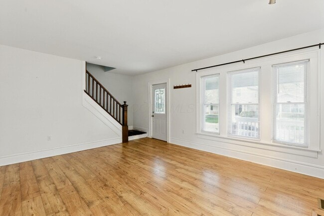 Foto del edificio - 1150 E Sycamore St