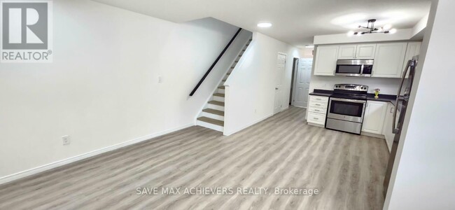 Building Photo - 3200 Singleton Ave