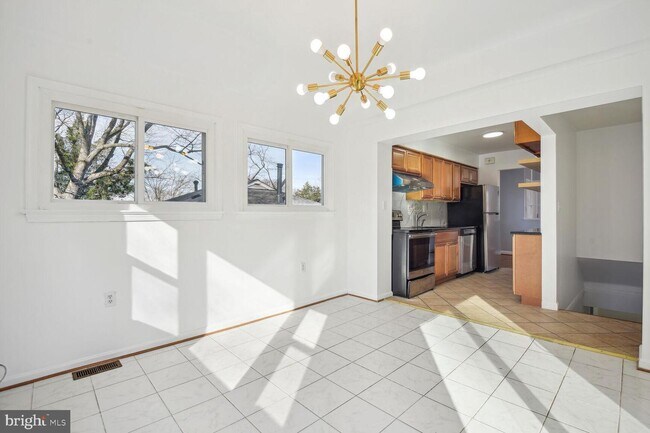 Building Photo - 11516 Mapleview Dr