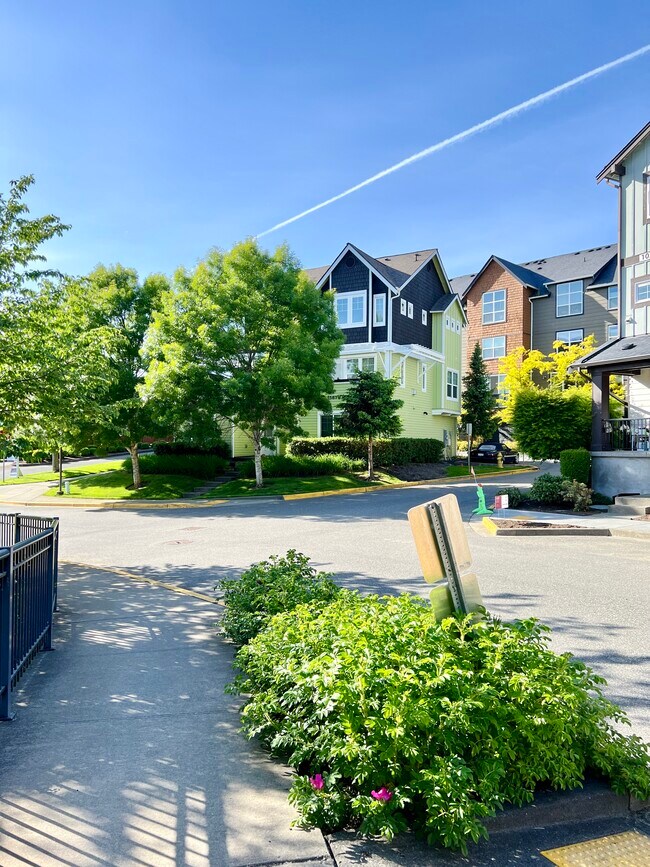 community3 - 10383 156th Pl NE
