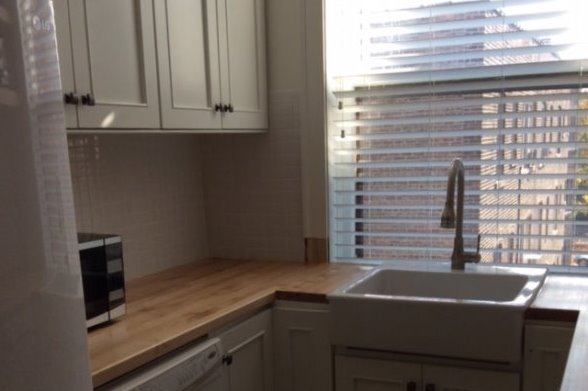 updated kitchen - 809 Judson Ave