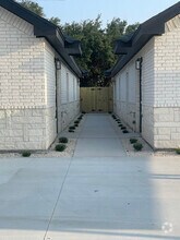 Building Photo - 3706 Chapa Ave