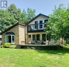 Building Photo - 5409 Oak Ave