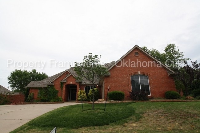 Building Photo - Spacious 5 bed 3 bath in Edmond