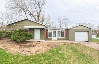 Building Photo - 1808 Southlawn Dr