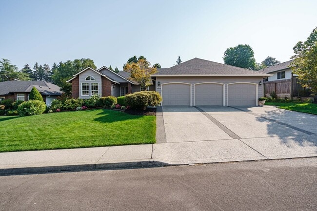 Building Photo - Beautifully Landscaped 1/4 acre with Well ...