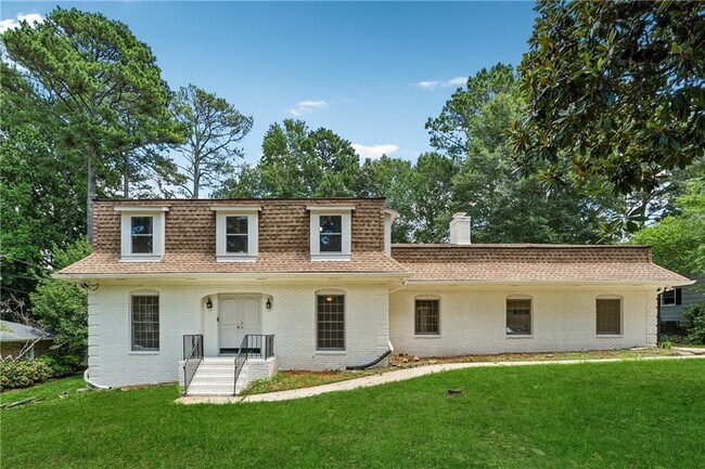 Foto del edificio - 2373 Wood Creek Ct