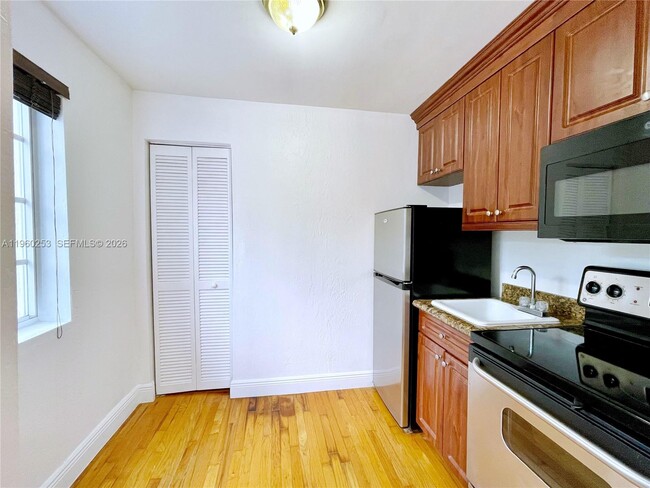 Foto del edificio - 1241 14th St