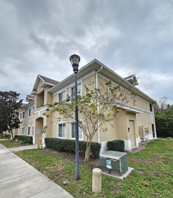 Primary Photo - 9619 Lakedale Way