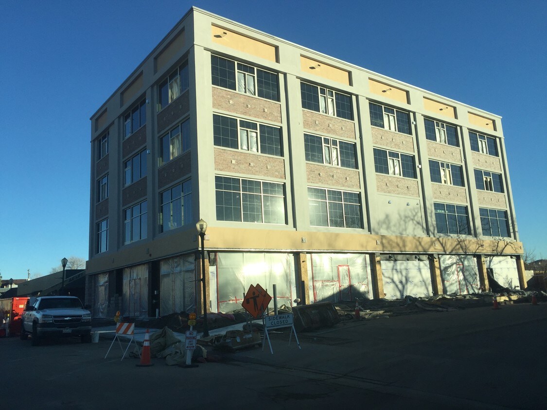 Primary Photo - 230 Third St