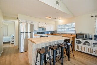 Building Photo - 16510 Blackbeard Rd