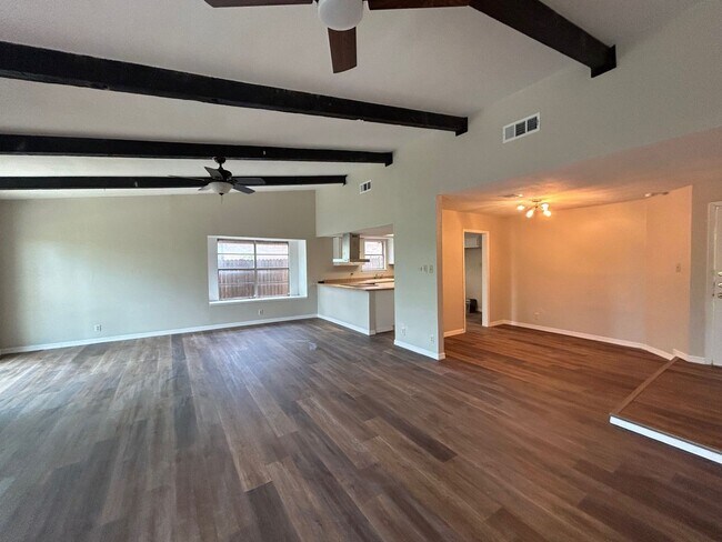 Foto del edificio - 3BED/2BATH Home for lease! Available Now in Live Oak!