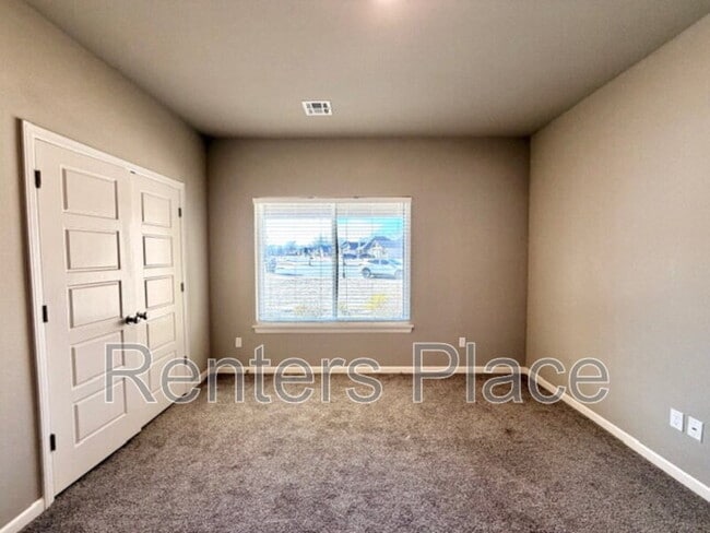 Foto del edificio - 780 E 139th Pl N