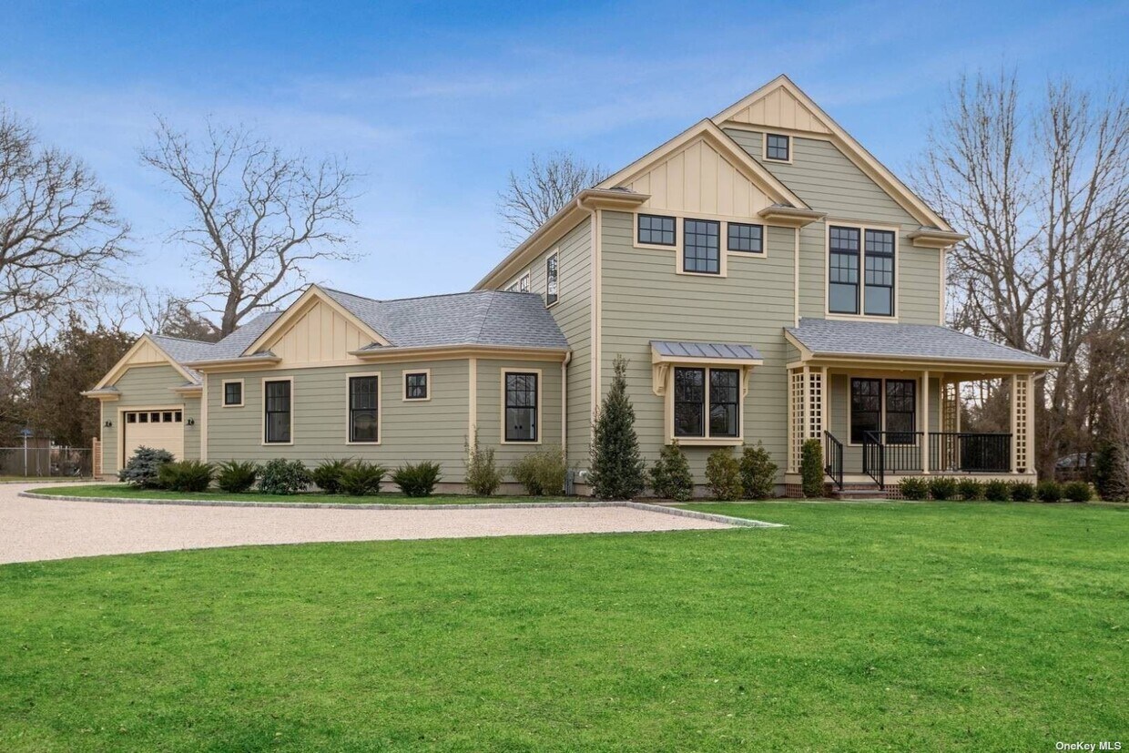 46 Woodland Ave, Westhampton Beach, NY 11978 House Rental in