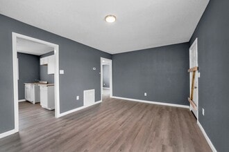 Building Photo - 5706 Monte Sano Rd