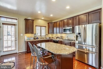 Building Photo - 1022 Ironwood Ln