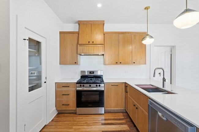 Foto del edificio - 2122 Hardy St